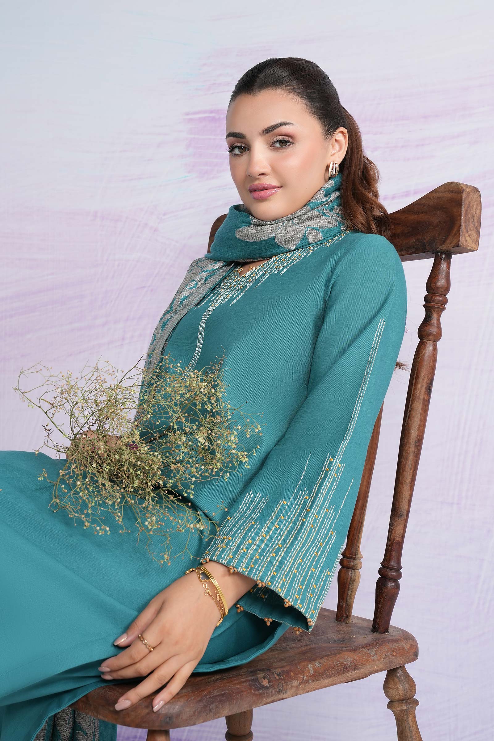 3 Pc Embroidered Crosshatch Suit - Image 3