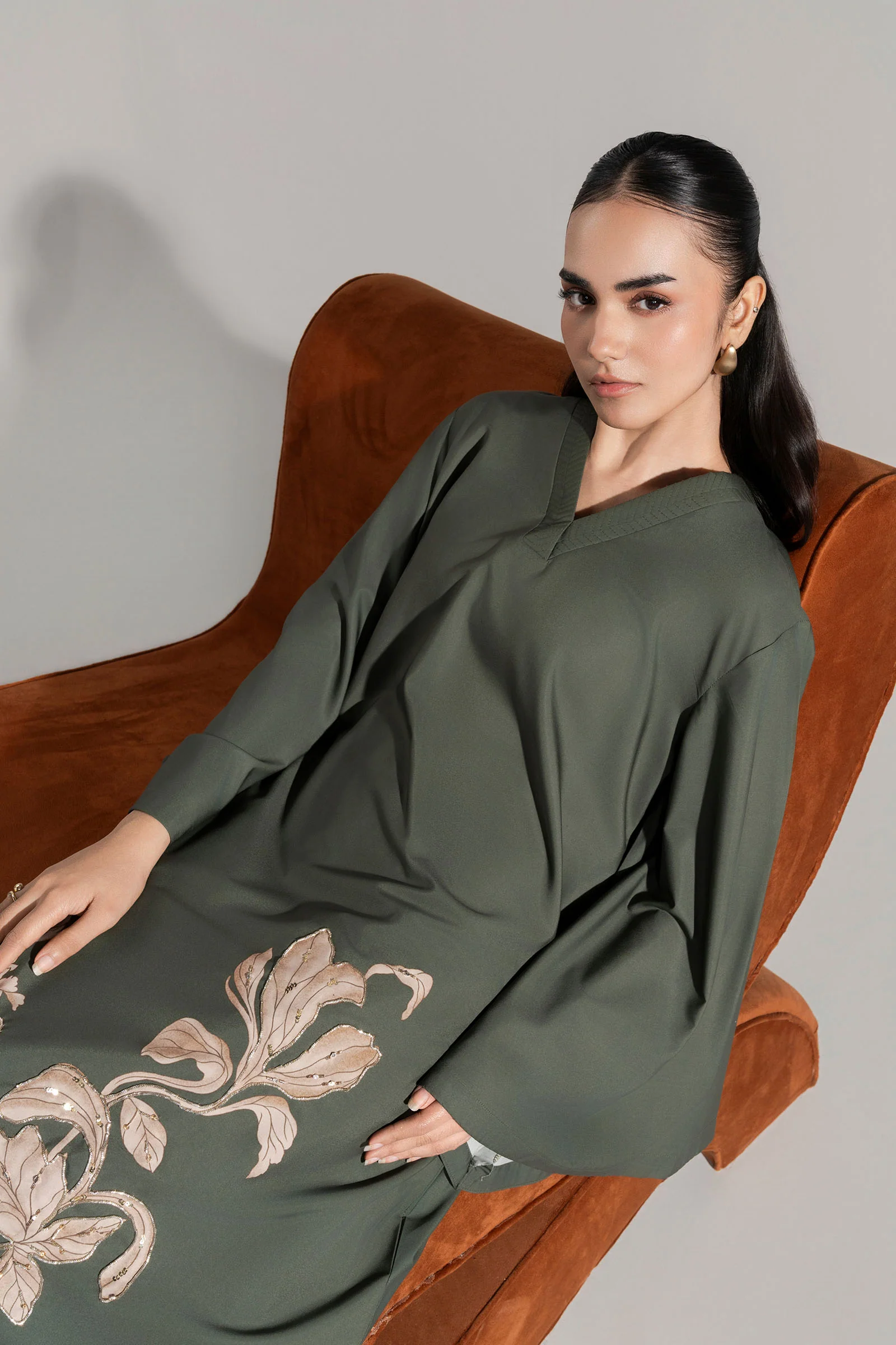 2 Pc Printed Raw Silk Suit - Image 3