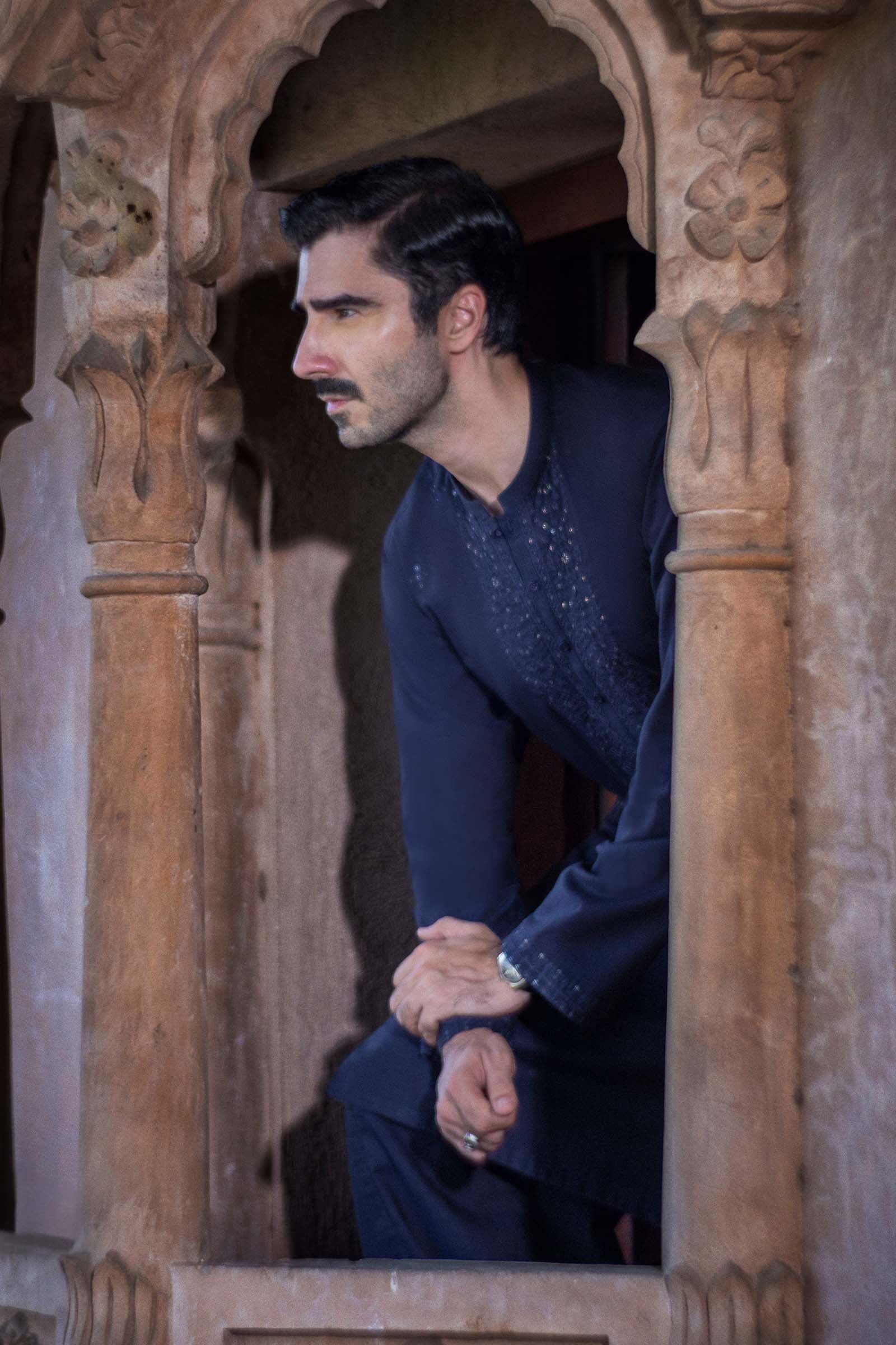 2 Piece Blended Khaddar Suit - Image 3