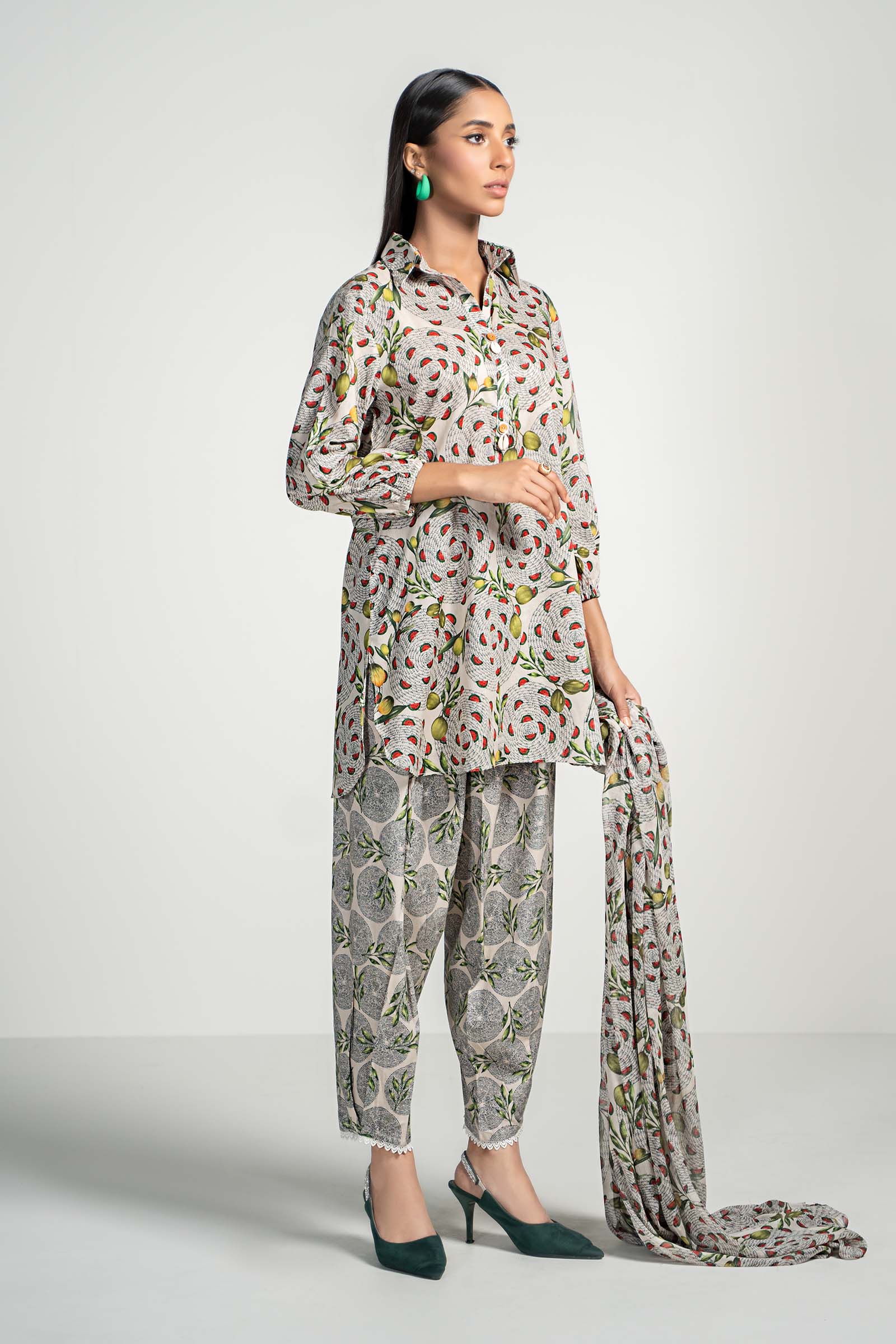 3 Piece Printed Lawn Suit - Image 5