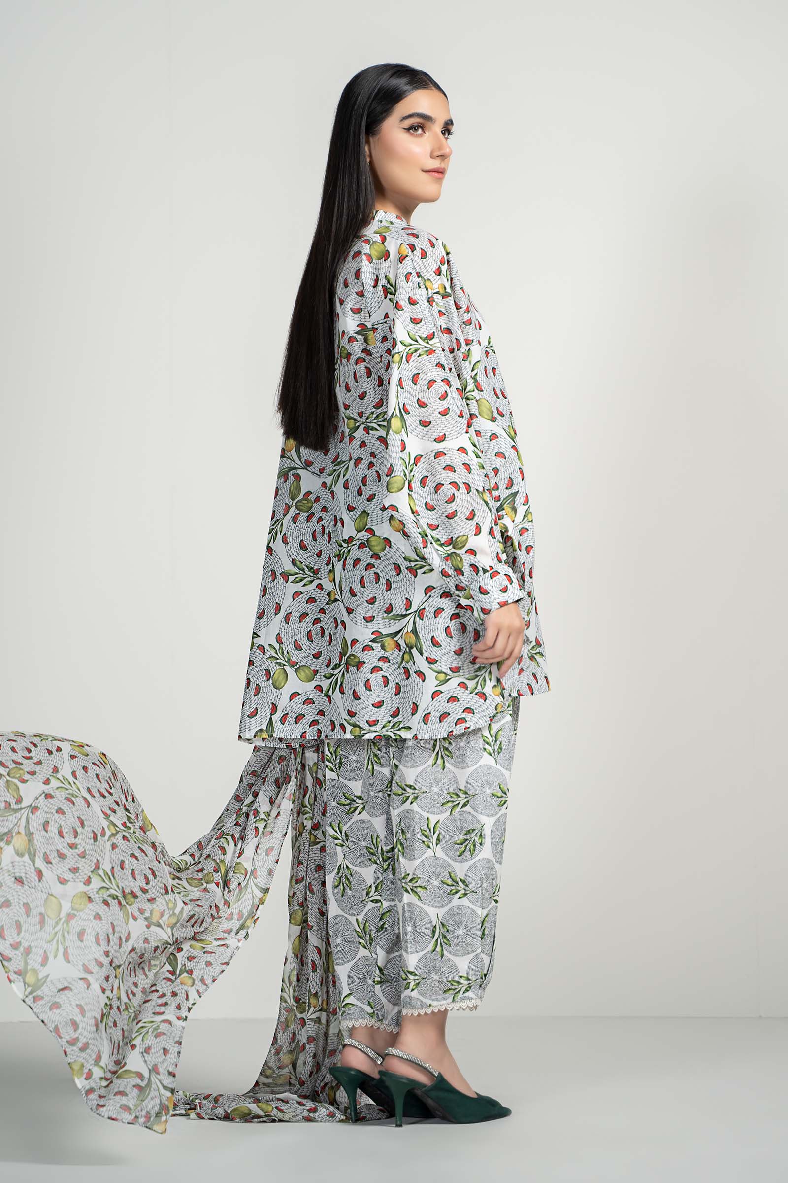 3 Piece Printed Lawn Suit - Image 4