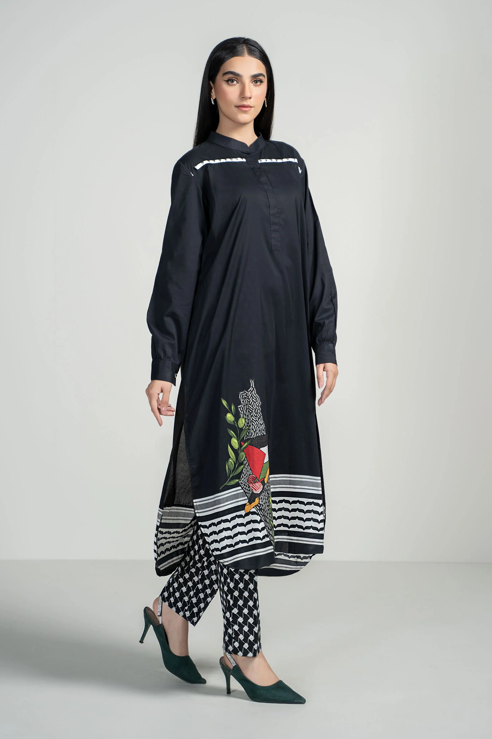 2 Piece Printed Lawn Suit - Image 3