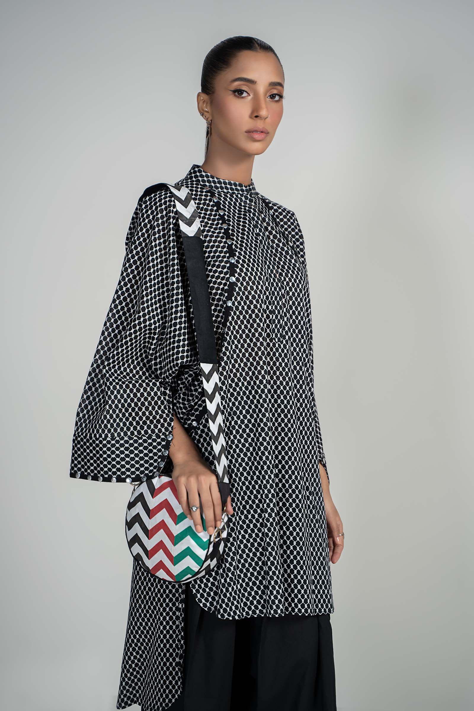 2 Piece Printed Lawn Suit - Image 3