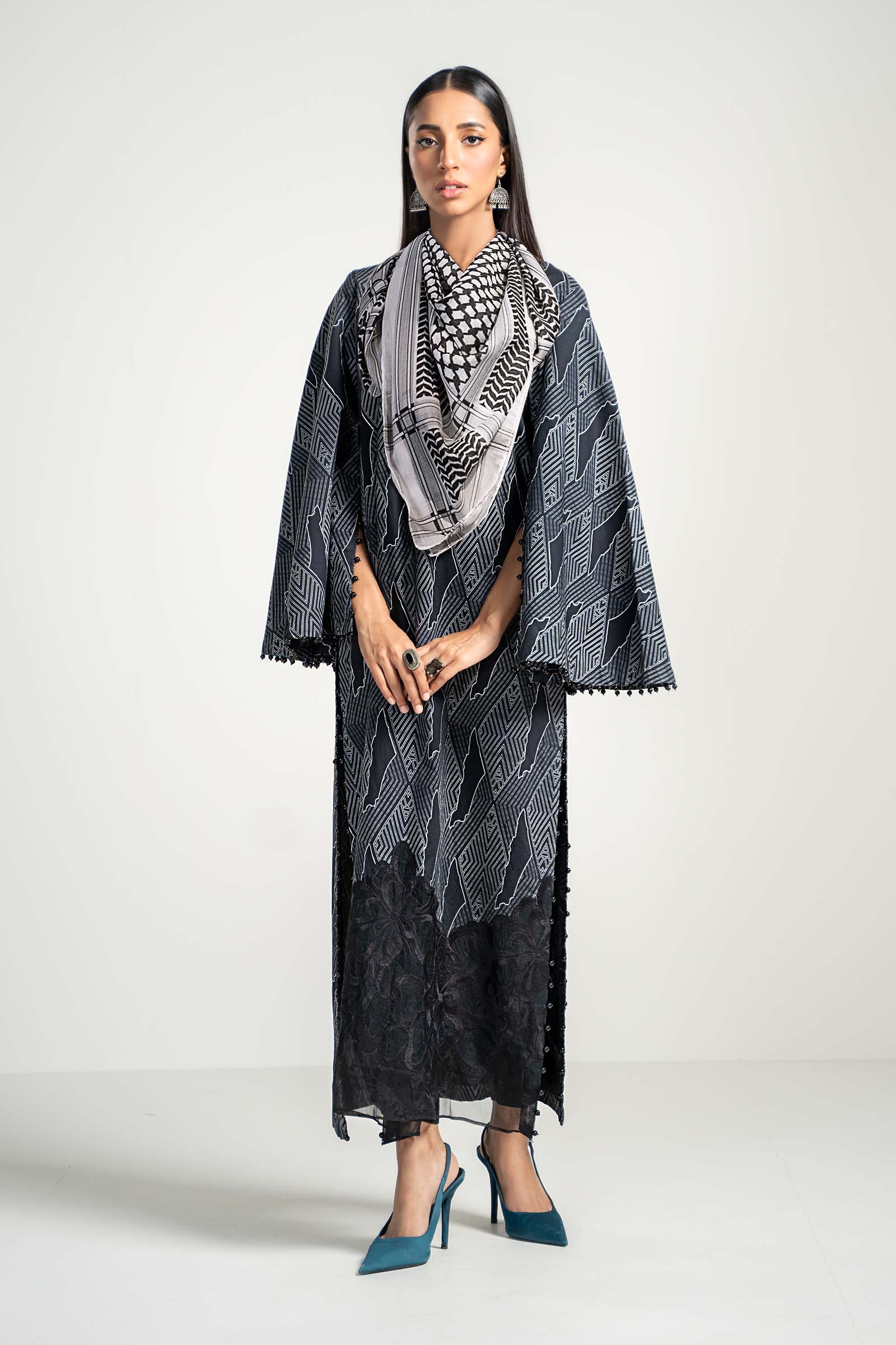 3 Piece Printed Lawn Suit - Image 3