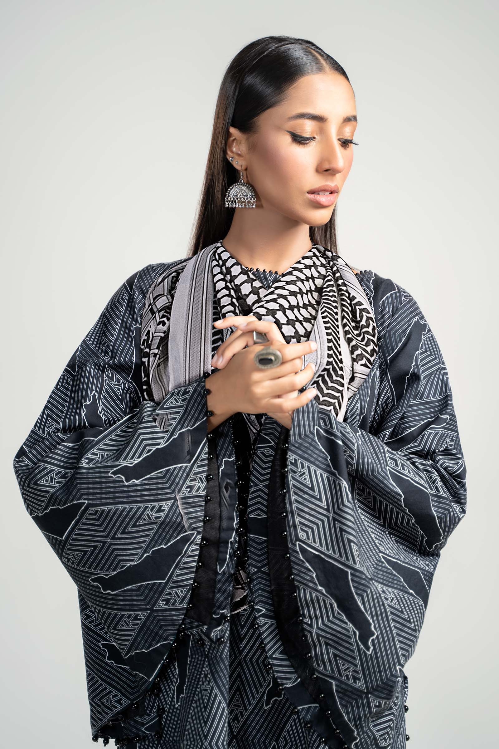 3 Piece Printed Lawn Suit - Image 4