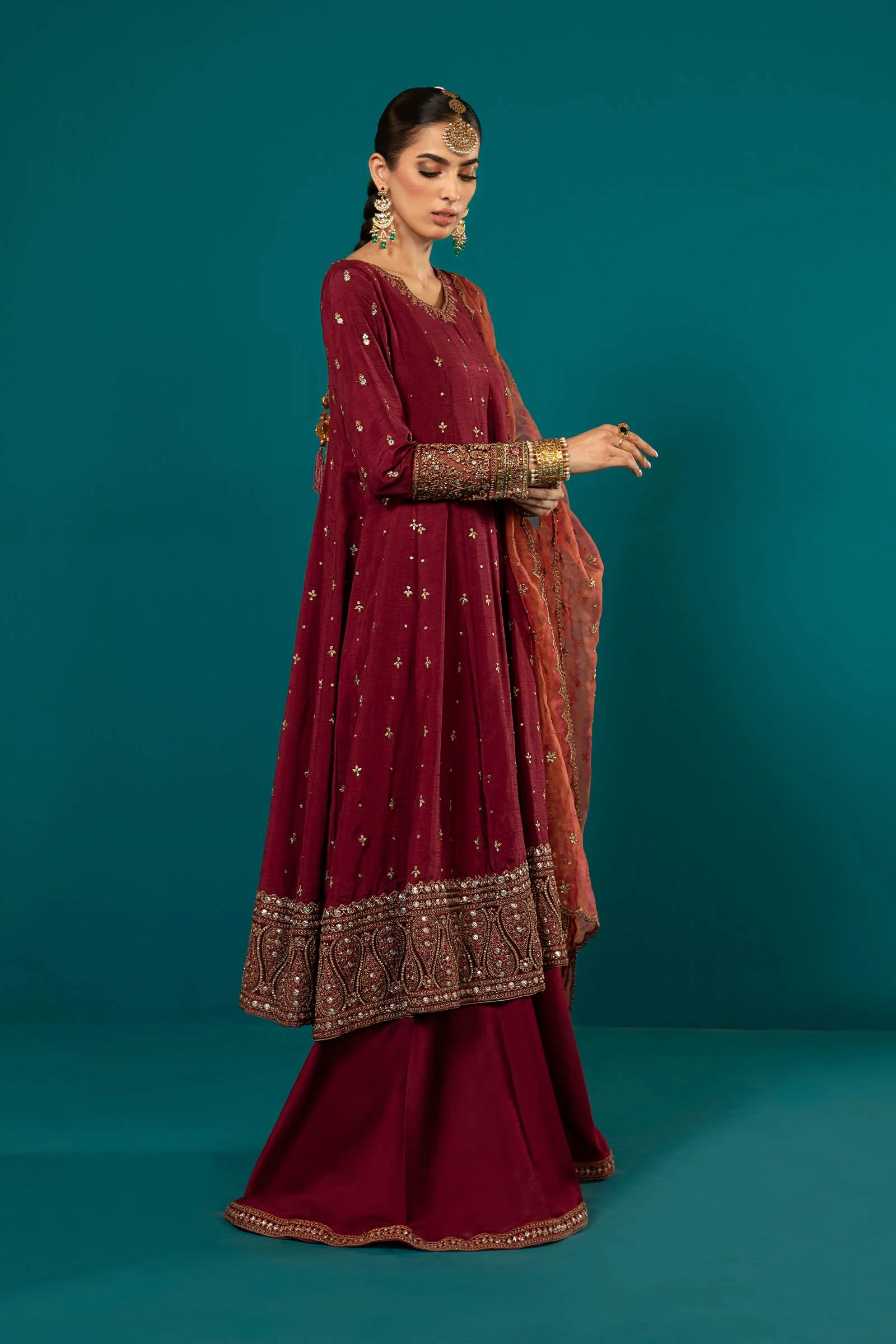 3 Piece Embroidered Suit - Image 9