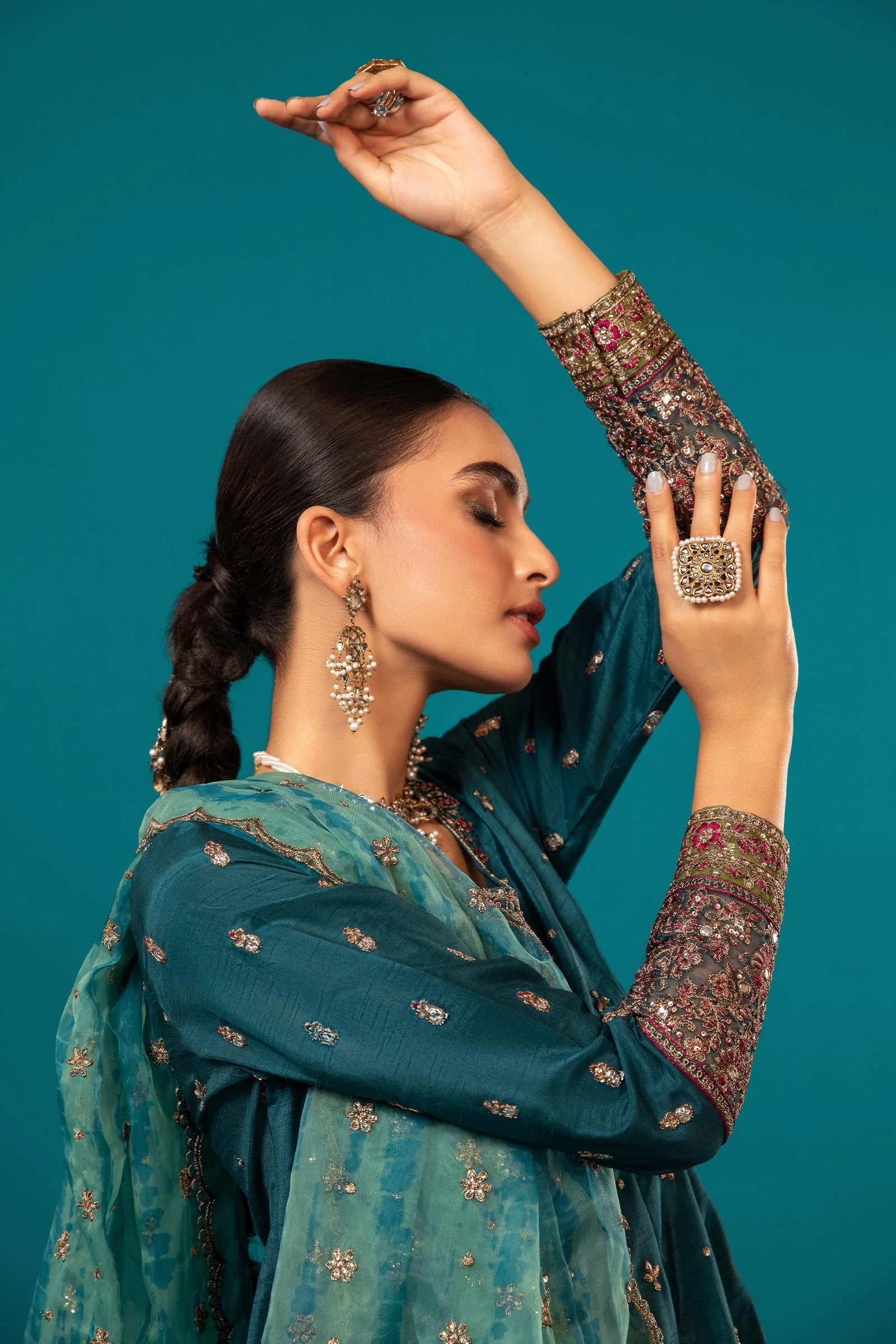 3 Piece Embroidered Suit - Image 3