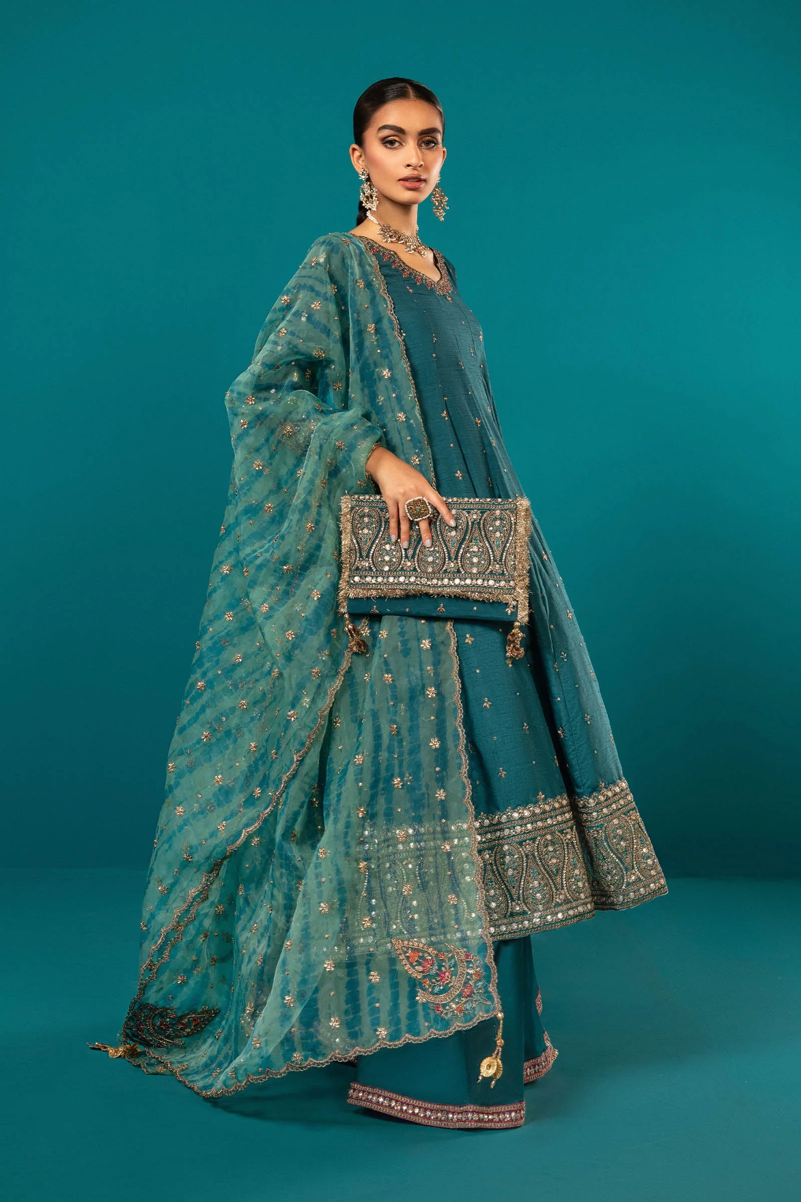 3 Piece Embroidered Suit - Image 4