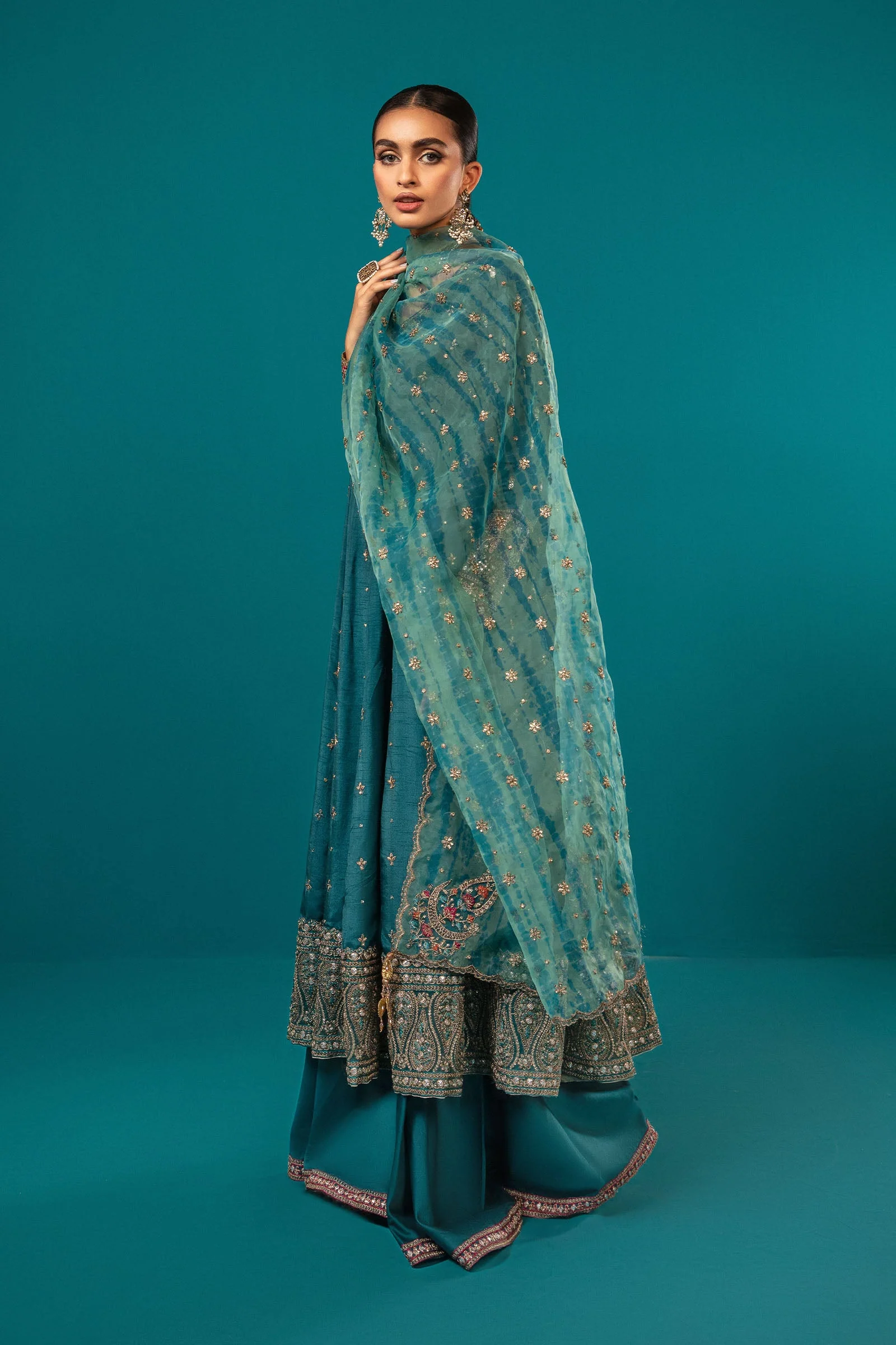 3 Piece Embroidered Suit - Image 6